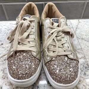 Sparkly star sneakers